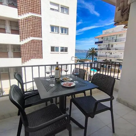 Renovated 2 Bedroom In Center, Carabeo Area Nerja