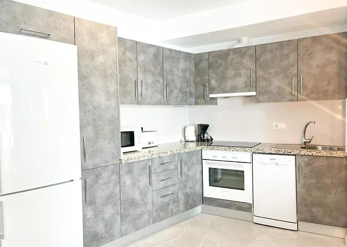 アパート Renovated 2 Bedroom In Center, Carabeo Area ネルハ