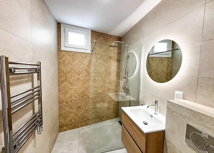 アパート Renovated 2 Bedroom In Center, Carabeo Area *