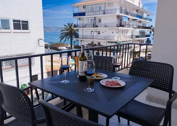 Renovated 2 Bedroom In Center, Carabeo Area アパート